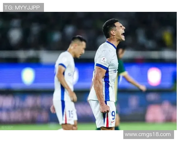 美国足球明星因场外冲突引发打架事件引发媒体热议与球迷关注 美国足球明星因场外冲突引发打架事件引发媒体热议与球迷关注